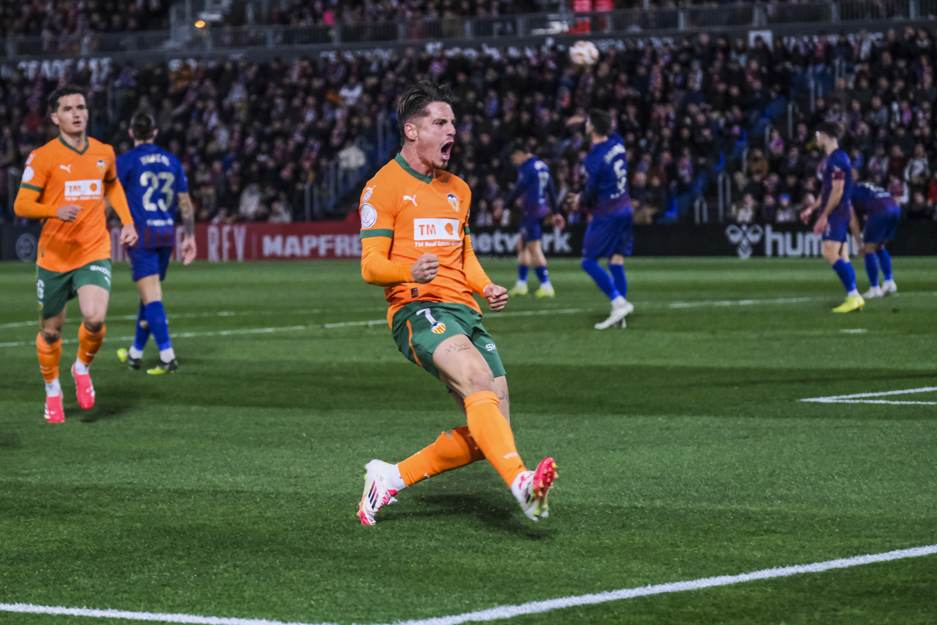 已经拼尽全 已经拼尽全